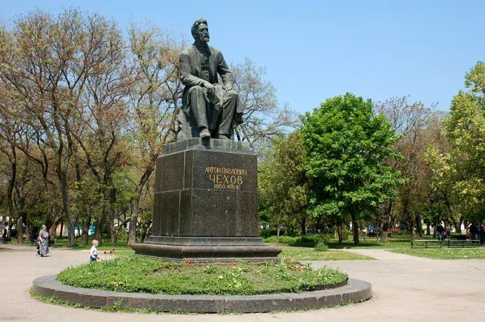 Памятник А. П. Чехову
