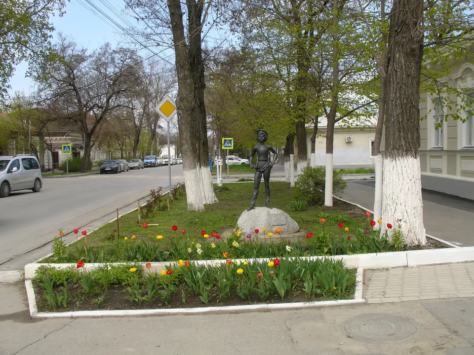 Памятник «Артёмка»